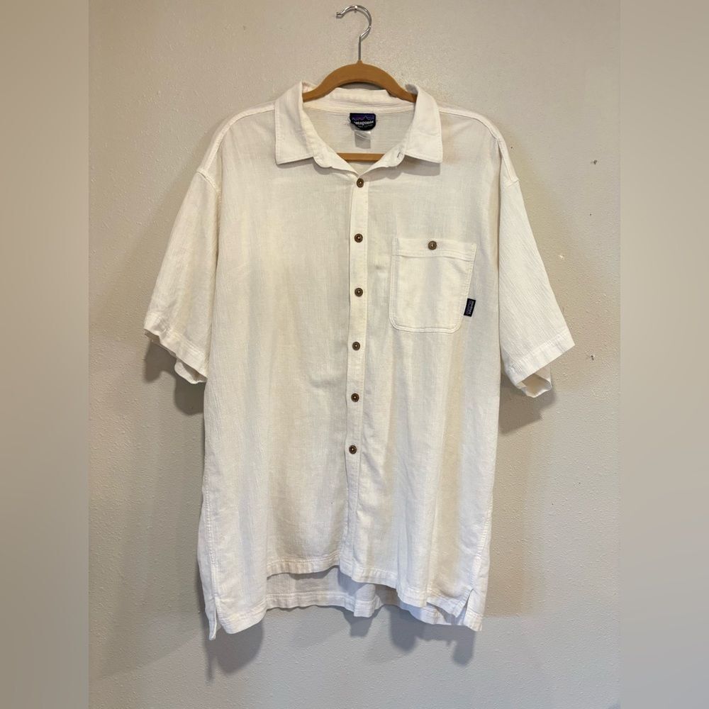 Patagonia Organic Cotton Button Down Shirt Men’s XL White Short Sleeve